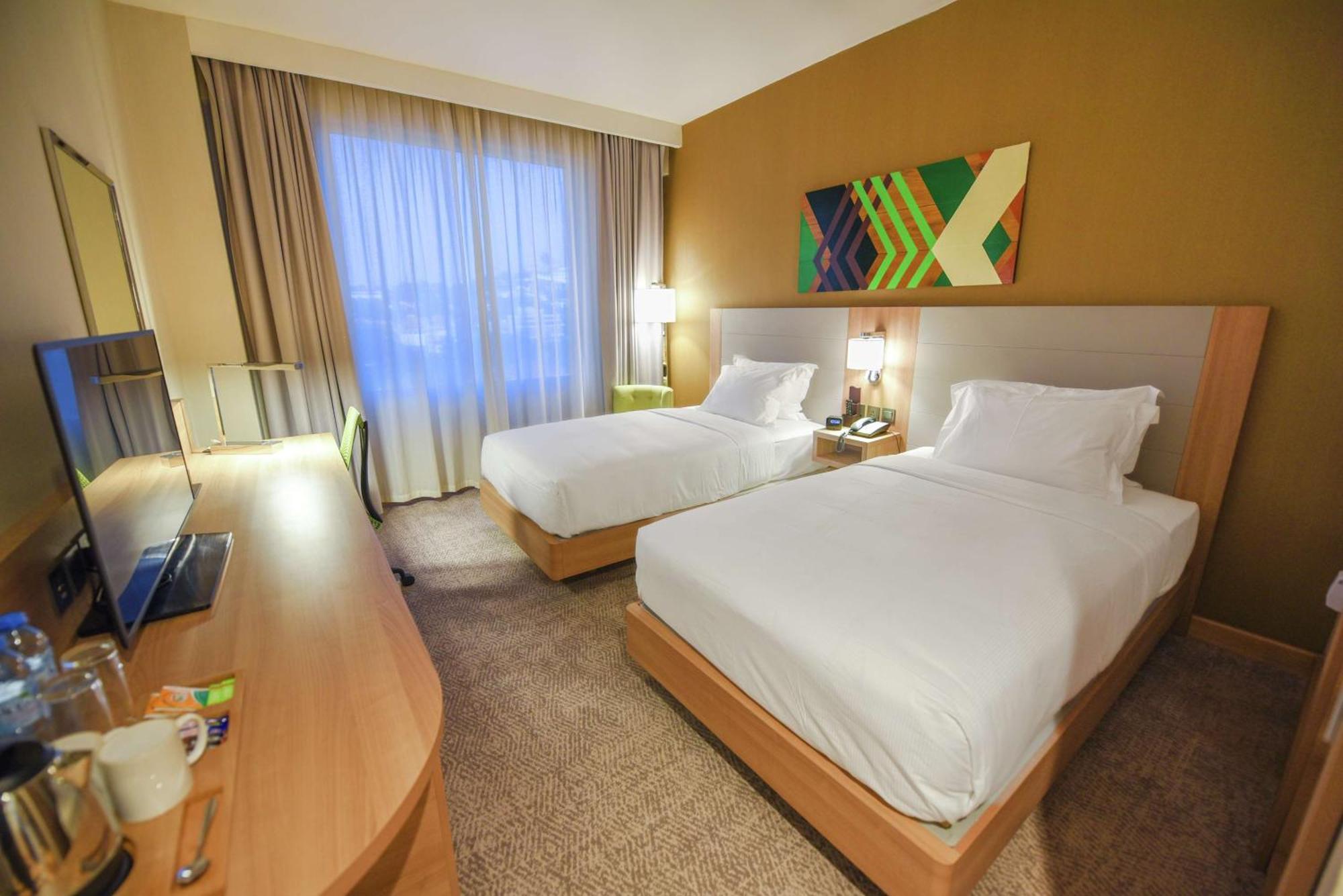 Hilton Garden Inn Kampala Eksteriør bilde
