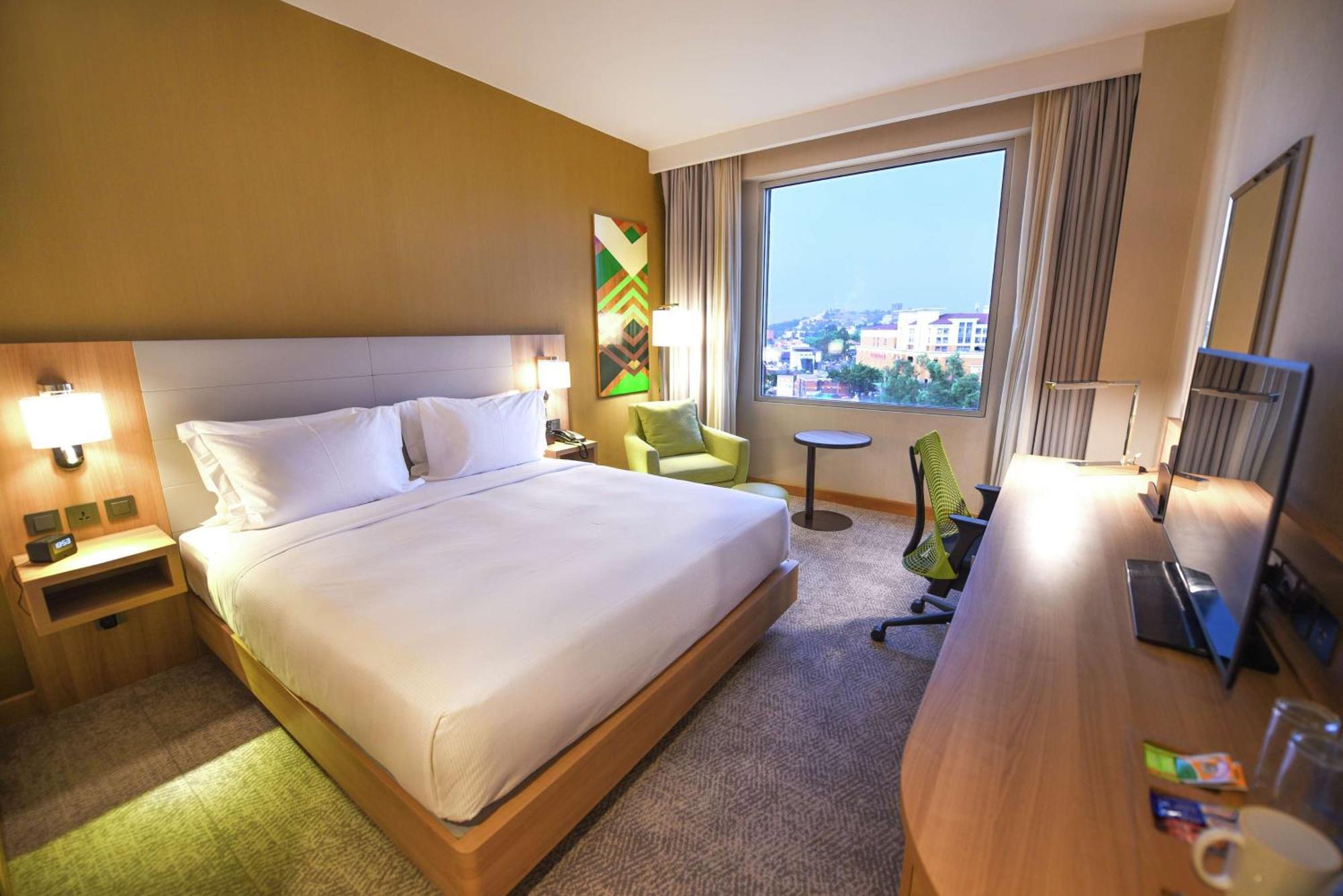 Hilton Garden Inn Kampala Eksteriør bilde