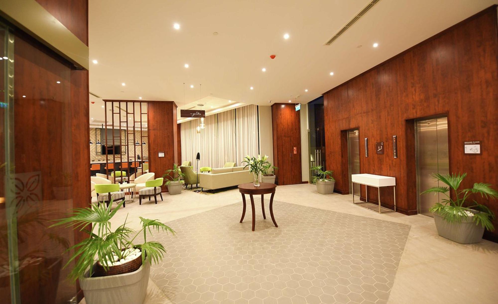 Hilton Garden Inn Kampala Eksteriør bilde